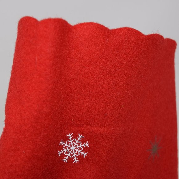 Lindt Holiday Felt Gift Bag Empty Christmas Snowflakes Stars Ribbon Red Wrap - Picture 13 of 14